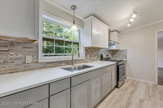 $304,999 | 137 Chicola Lake-South Trail, Saylorsburg, PA 18353