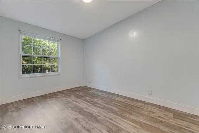 $304,999 | 137 Chicola Lake-South Trail, Saylorsburg, PA 18353