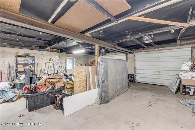 $304,999 | 137 Chicola Lake-South Trail, Saylorsburg, PA 18353