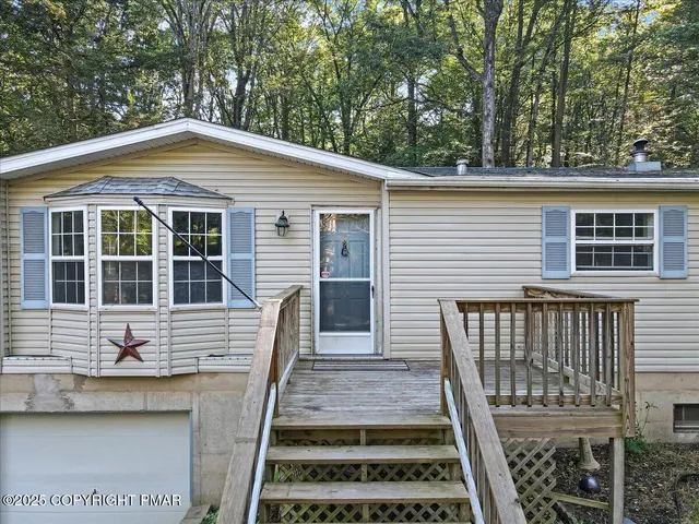 $304,999 | 137 Chicola Lake-South Trail, Saylorsburg, PA 18353