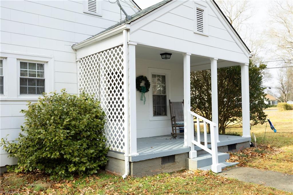 434 Ward Street Graham, NC 27253 - Photo 4 of 28