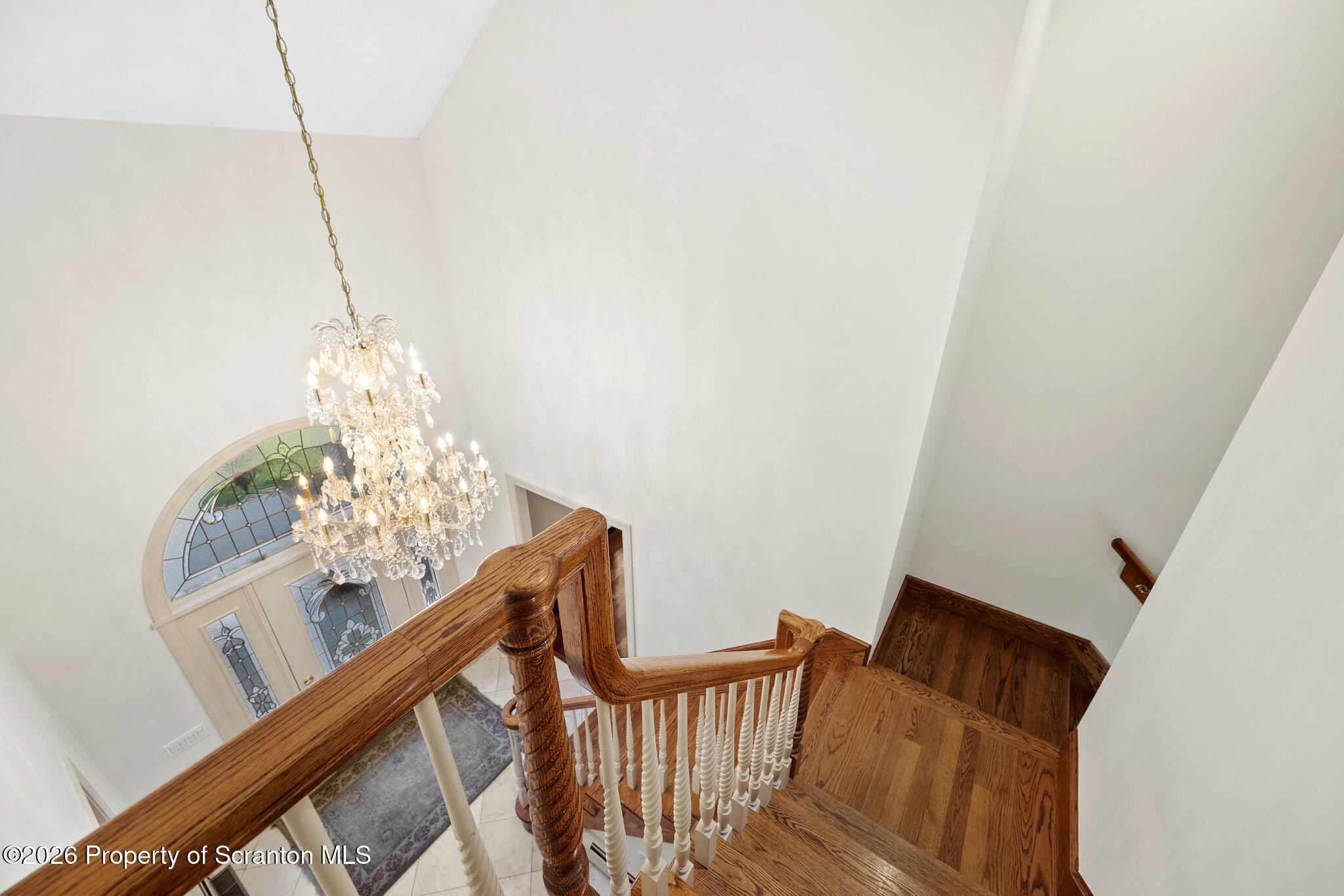 833 Laurel Road Mayfield, PA 18433 - Photo 23 of 67 Two way staircase