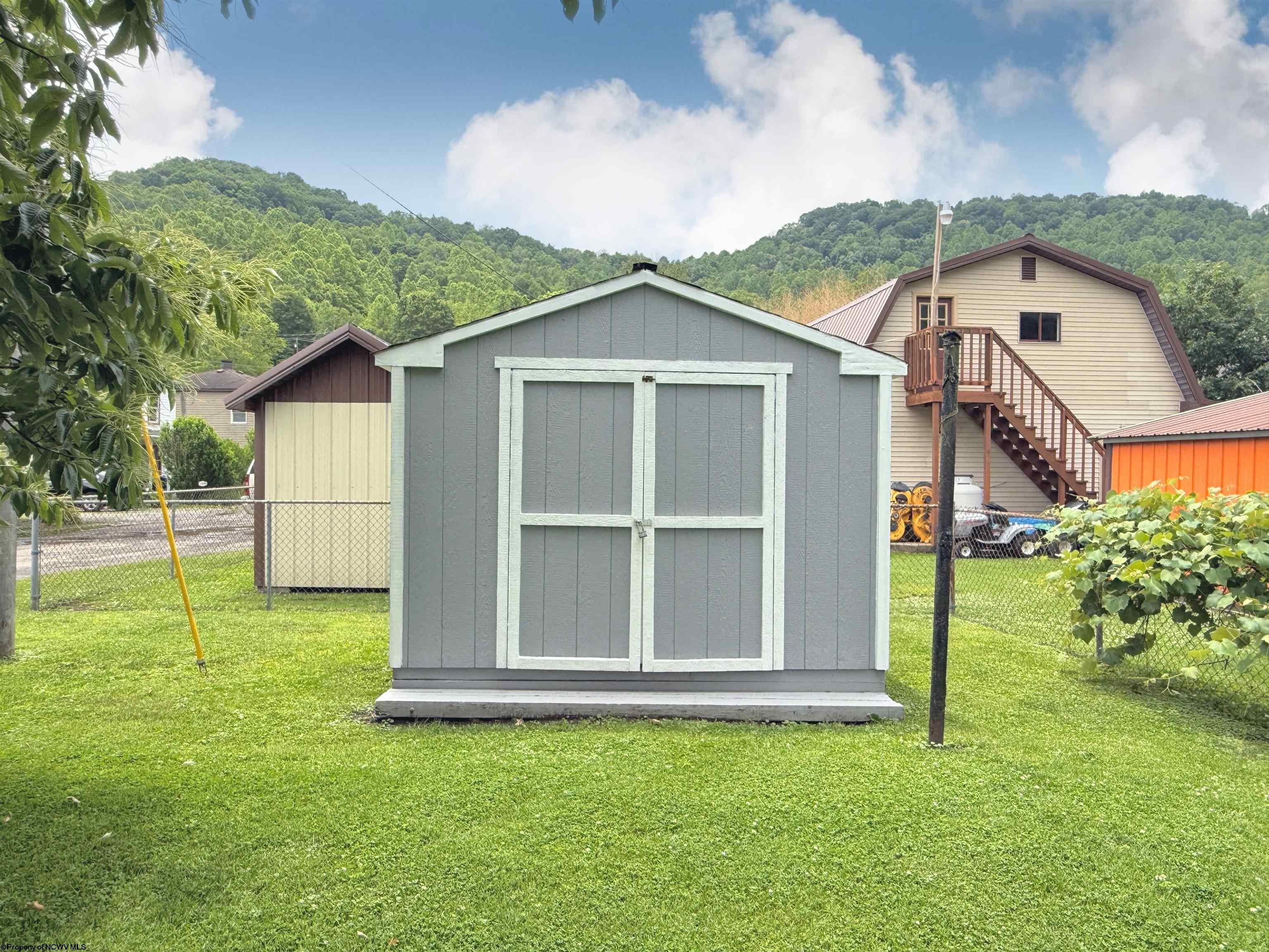 60 Sidetrack Road Flemington, WV 26347 - Photo 5 of 36 Gallery Image 5