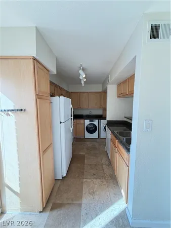 $1,430 | 778 Oakmont Avenue, Unit 309, Las Vegas, NV 89109