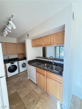 $1,430 | 778 Oakmont Avenue, Unit 309, Las Vegas, NV 89109