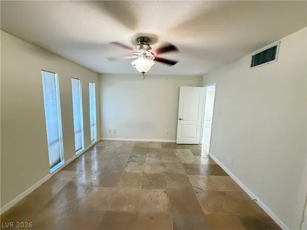 $1,430 | 778 Oakmont Avenue, Unit 309, Las Vegas, NV 89109