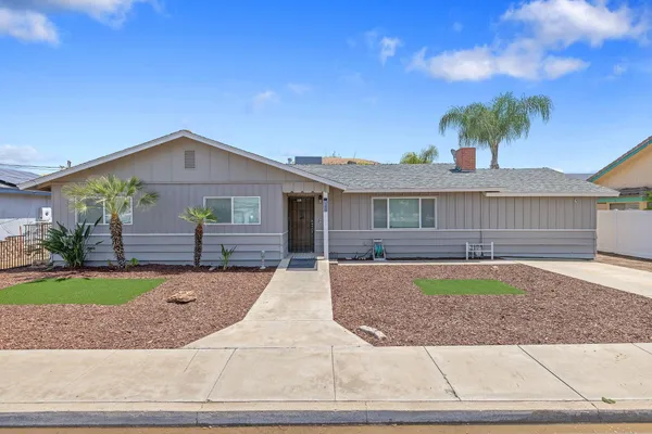 $359,000 | 1228 West Linda Vista Avenue, Porterville, CA 93257