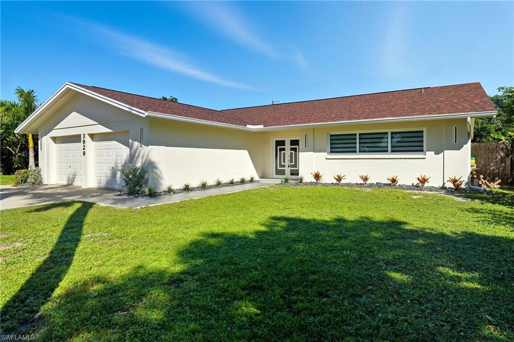 3929 Mohawk Place Naples, FL 34112 - Photo 3 of 47 Gallery Image 3