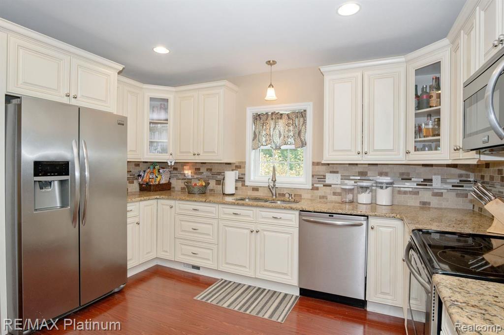 3107 Oak Grove Road Howell, MI 48855 - Photo 6 of 29