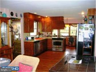 62 North Burden Hill Road Quinton, NJ 08079 - Photo 2 of 10 Kitchen