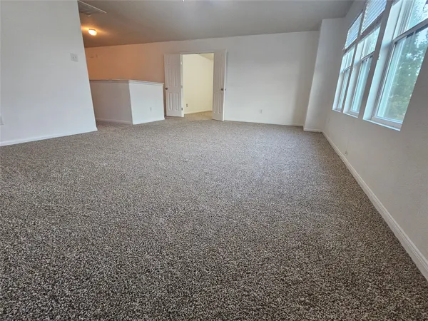 $2,350 | 9938 Swallow Drive, Conroe, TX 77385