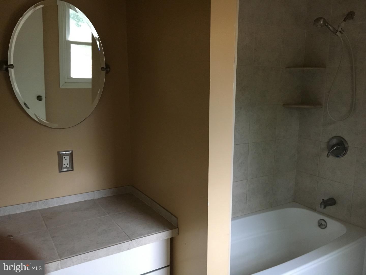 118 Georgetown Road Glassboro, NJ 08028 - Photo 14 of 18 Bathroom