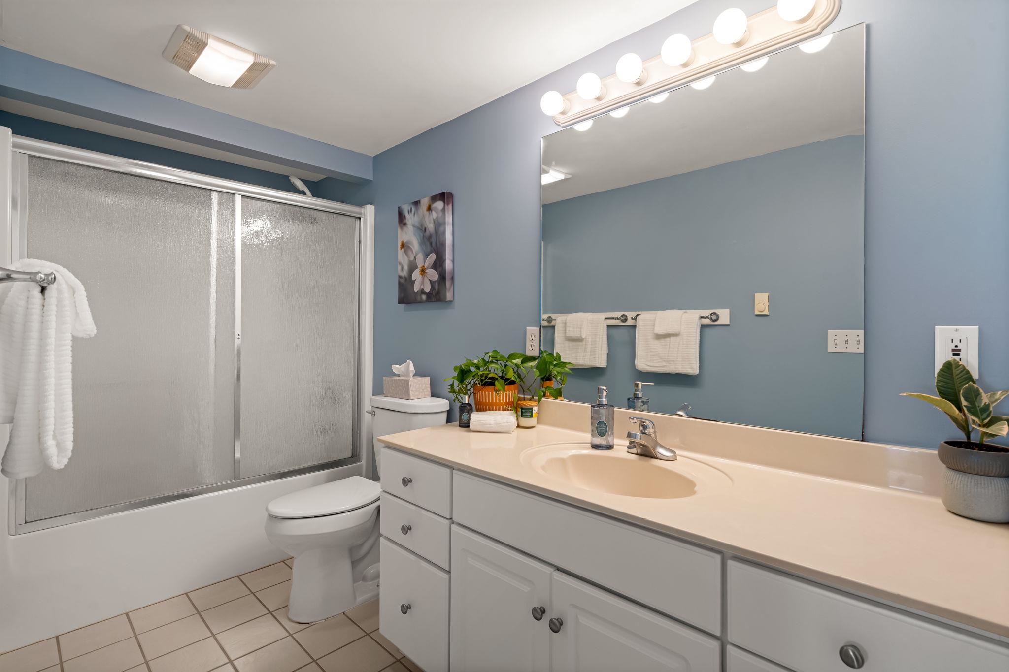7838 South Lakeview Road Traverse City, MI 49684 - Photo 41 of 99 1950784-42e7a5cf-20eb-4d3d-92c6-e792959cf29c.JPG