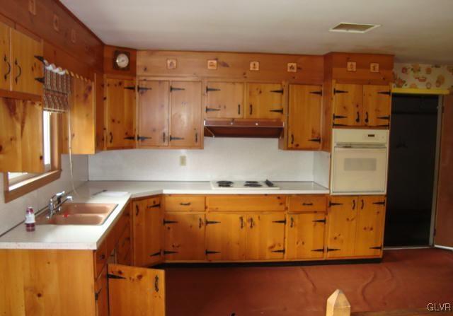 2526 Gap View Road Slatington, PA 18080 - Photo 4 of 14 Gallery Image 4