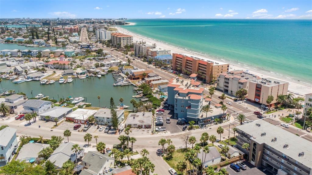 13999 Gulf Boulevard, Unit 406 St. Petersburg, FL 33708 - Photo 35 of 35 a view of a city