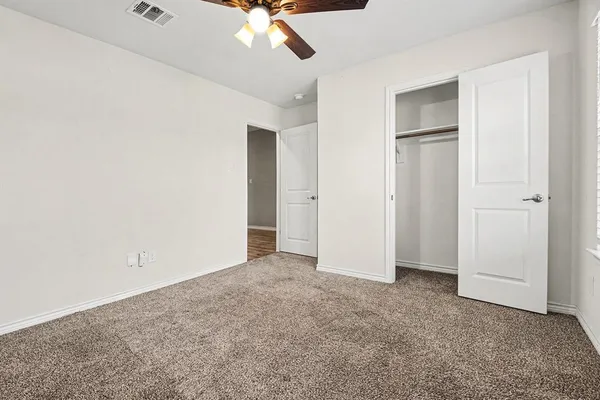 $2,100 | 611 Saddle Club Way, Princeton, TX 75407