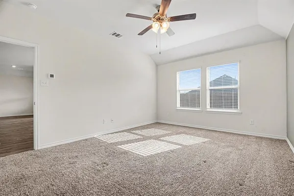 $2,100 | 611 Saddle Club Way, Princeton, TX 75407