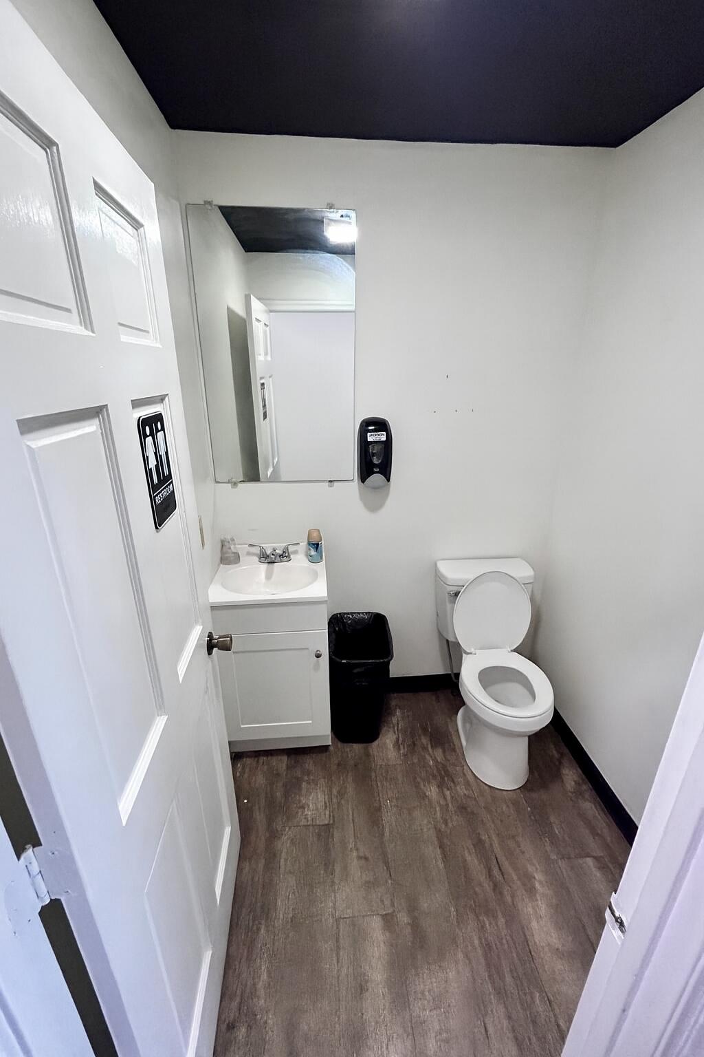 208 East Walnut Avenue Dalton, GA 30721 - Photo 11 of 16 1CBD2B3B-5810-40EA-9C11-38EB641D6F74