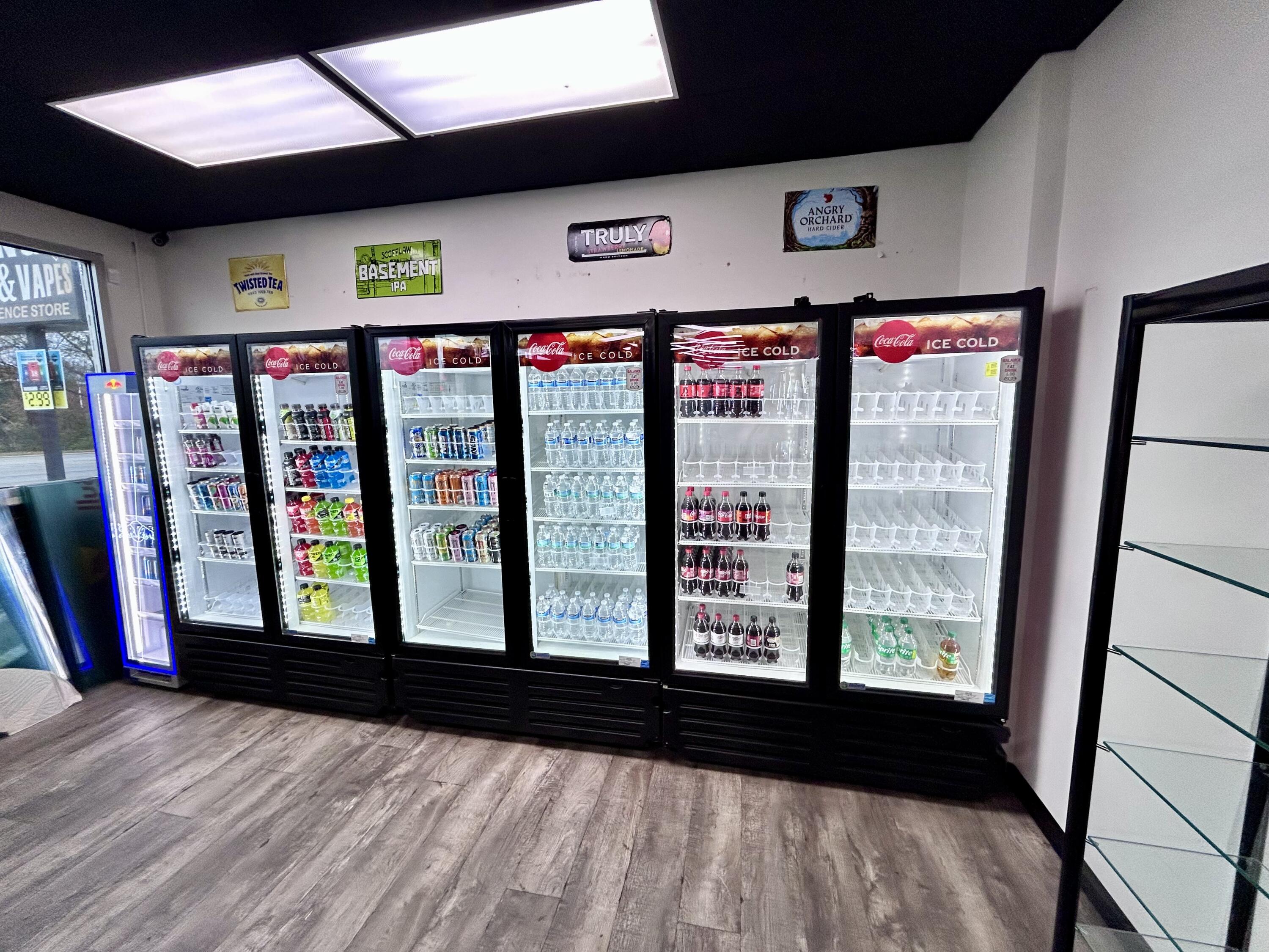 208 East Walnut Avenue Dalton, GA 30721 - Photo 9 of 16 IMG_9538