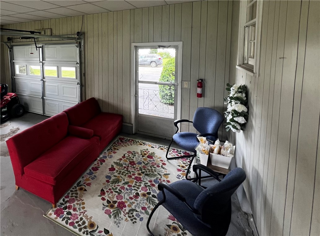 718 Taylor Road Horseheads, NY 14845 - Photo 16 of 46 Sitting Room in Over Sized Garage!! Evening UnWind