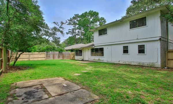 $309,000 | 1 Greeningdon Street, The Woodlands, TX 77381
