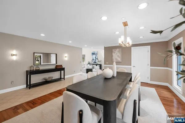 $1,799,995 | 301 Hopper Court, Franklin Lakes, NJ 07417