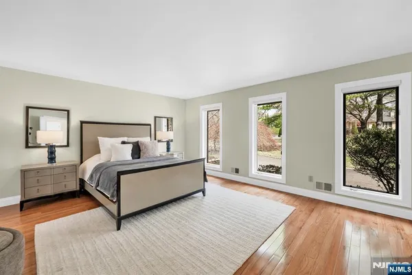 $1,799,995 | 301 Hopper Court, Franklin Lakes, NJ 07417