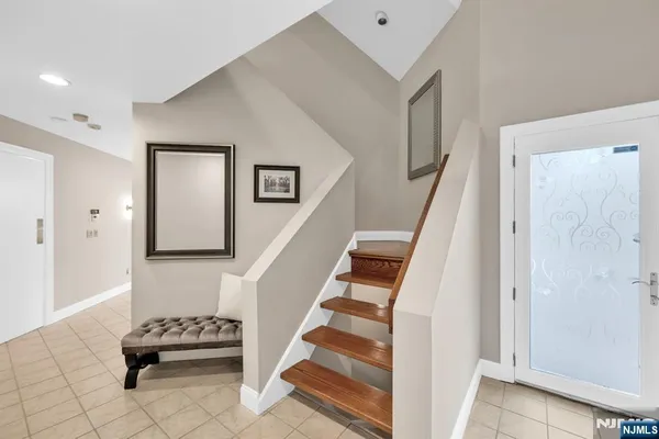 $1,799,995 | 301 Hopper Court, Franklin Lakes, NJ 07417