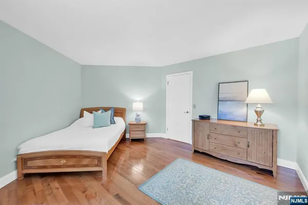 $1,799,995 | 301 Hopper Court, Franklin Lakes, NJ 07417