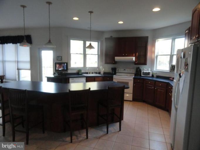 1207 Turkey Point Road Edgewater, MD 21037 - Photo 6 of 8 Kitchen