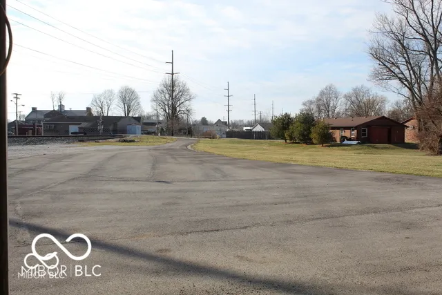 $559,000 | 112 North Grant Street, Brownsburg, IN 46112