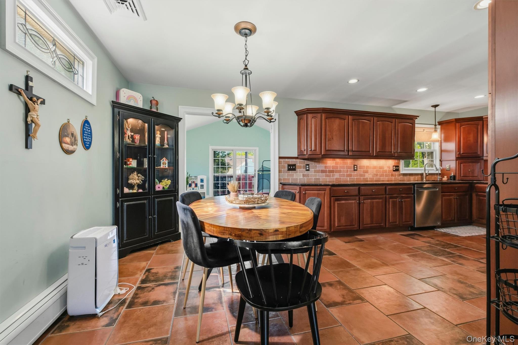 121 Village Common Fishkill, NY 12524 - Photo 11 of 43