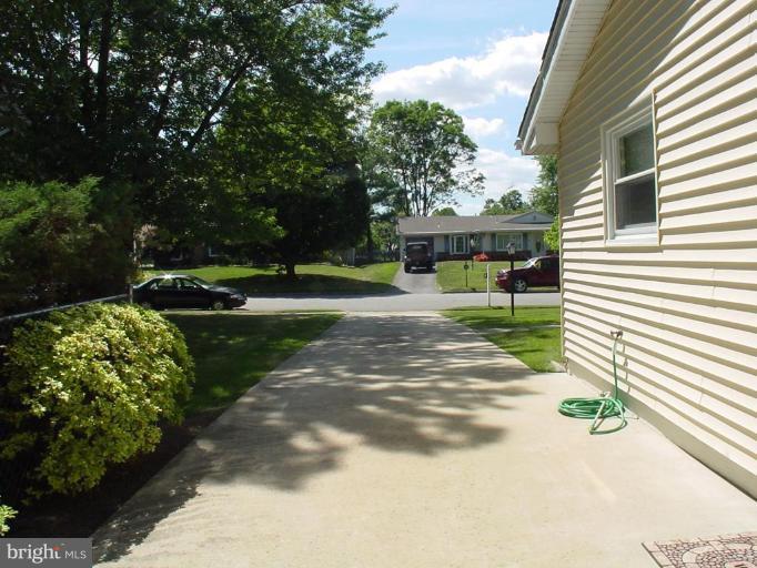 104 North Ithaca Road Sterling, VA 20164 - Photo 14 of 18 Exterior #2