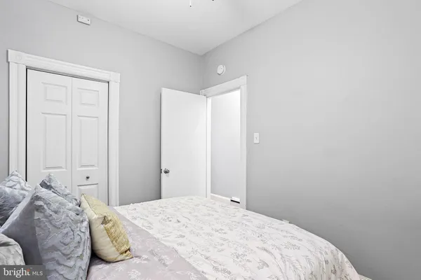 $3,000 | 1211 33rd Street Northwest, Unit 1, Washington, DC 20007