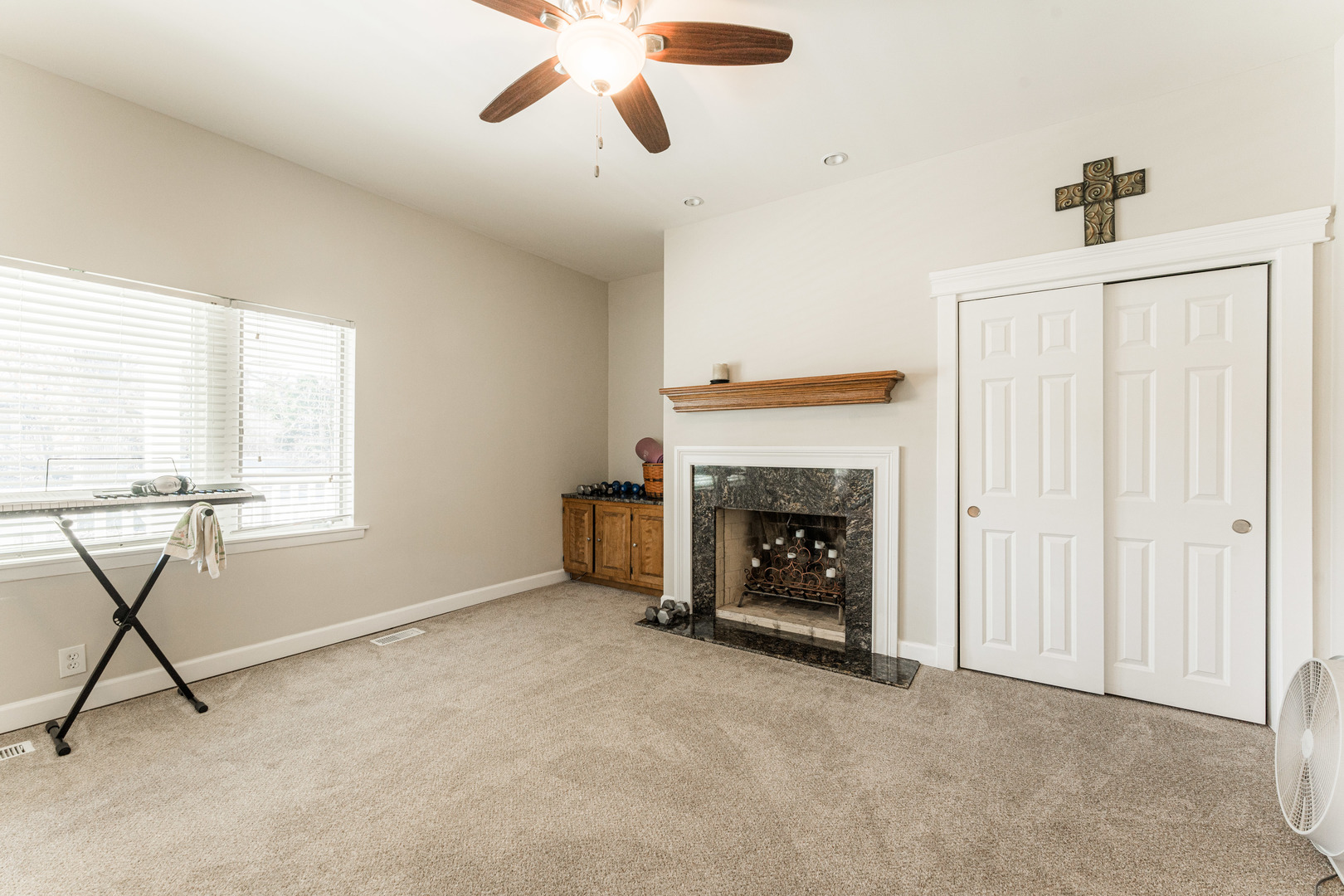 181 North Prince Crossing Road West Chicago, IL 60185 - Photo 20 of 62 a view of an empty room with a window
