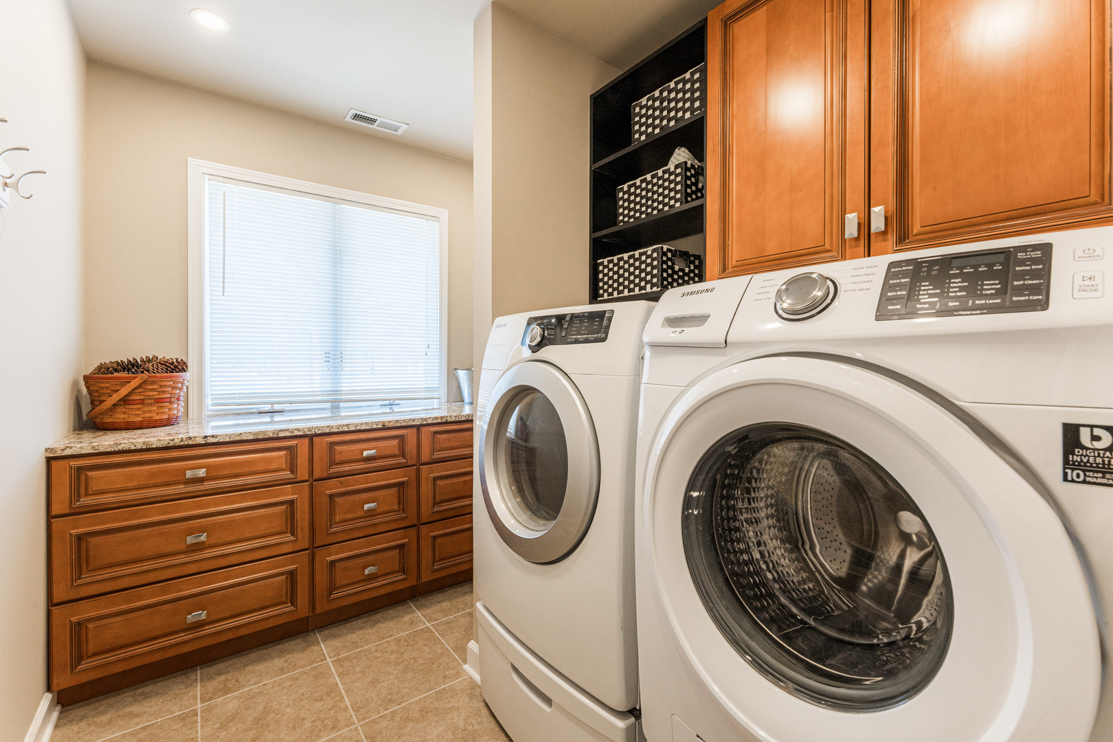 181 North Prince Crossing Road West Chicago, IL 60185 - Photo 36 of 62 a utility room with dryer and washer