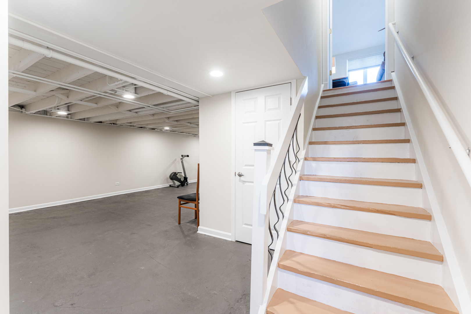 181 North Prince Crossing Road West Chicago, IL 60185 - Photo 37 of 62 a view of entryway and hall