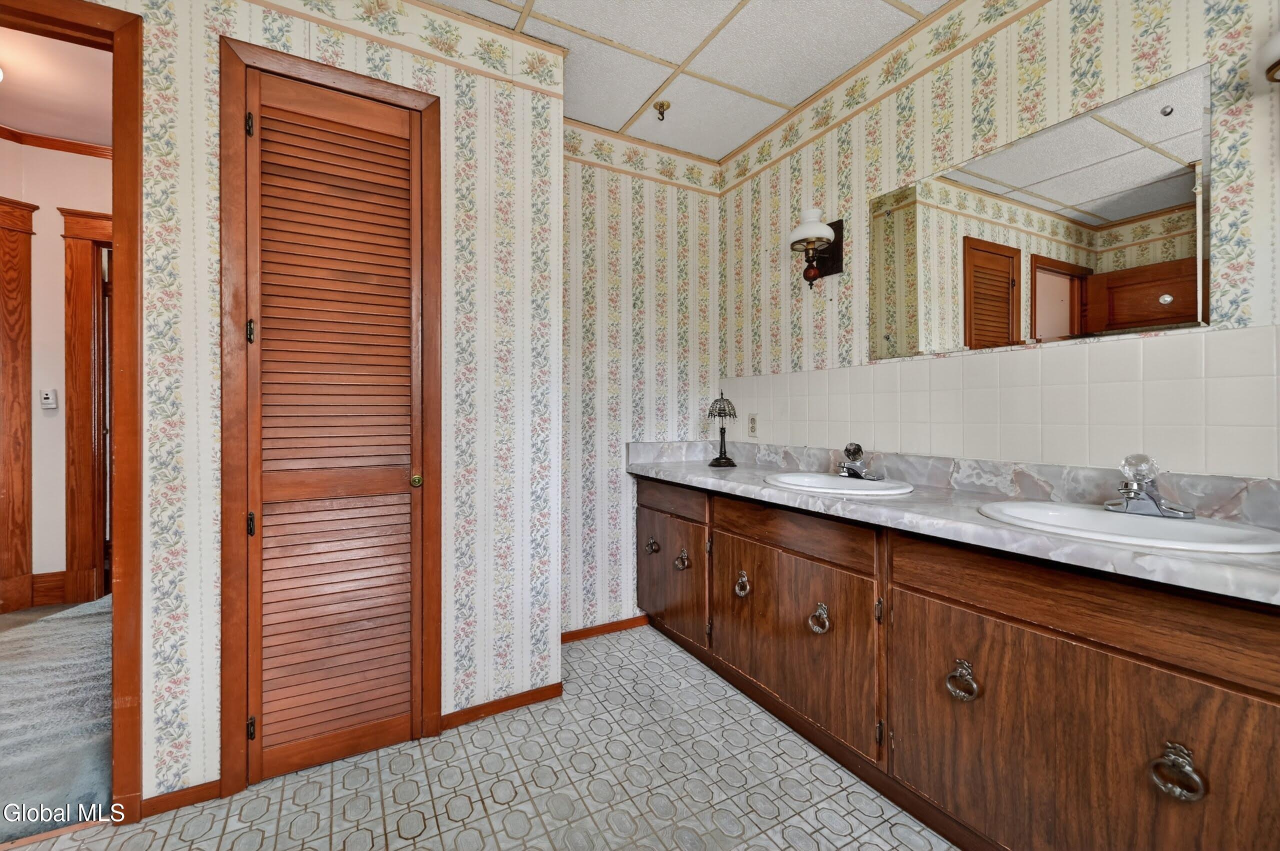 10 Matilda Street Albany, NY 12209 - Photo 25 of 40 AHH_9683