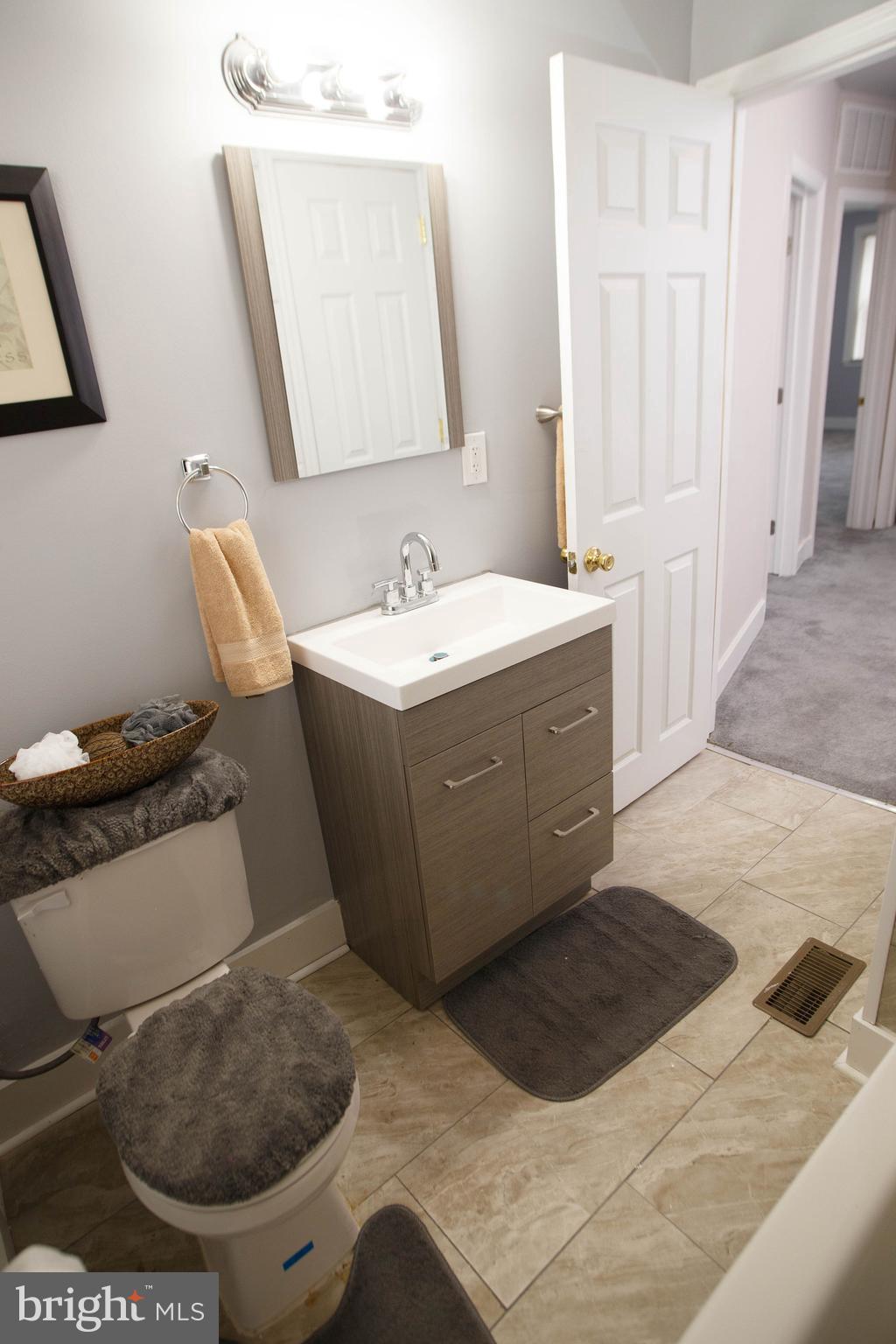 1550 Sheffield Road Baltimore, MD 21218 - Photo 21 of 34 Upstairs Bathroom