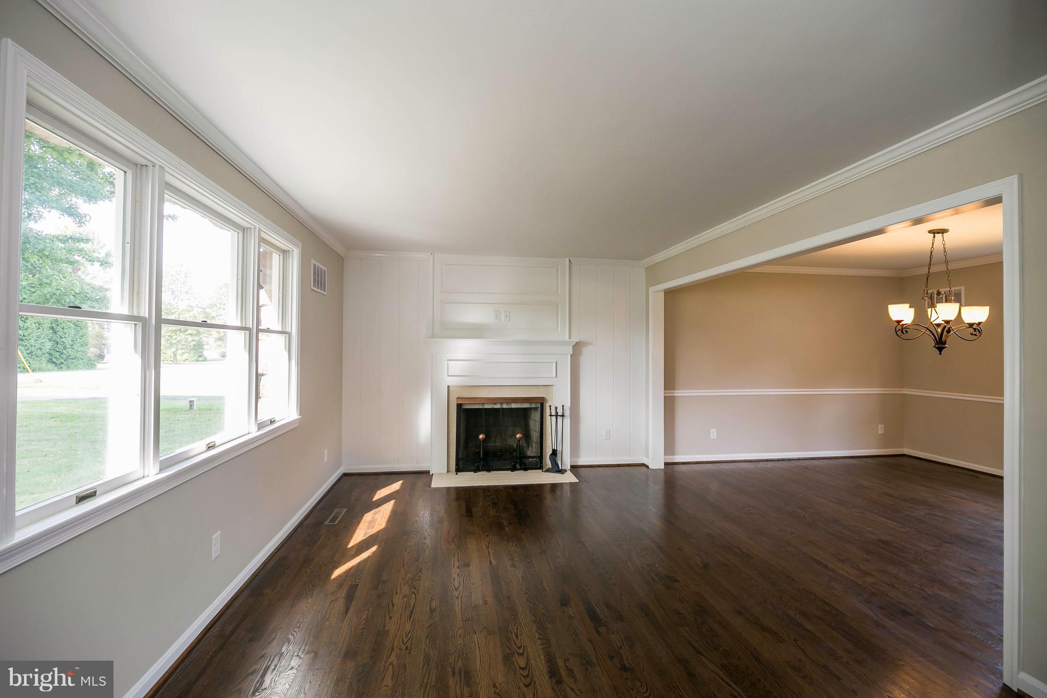 17034 Hardy Road Mount Airy, MD 21771 - Photo 4 of 30 Family Room