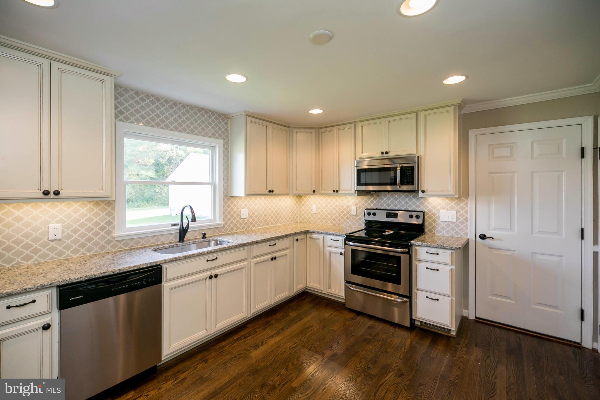 17034 Hardy Road Mount Airy, MD 21771 - Photo 8 of 30 Kitchen