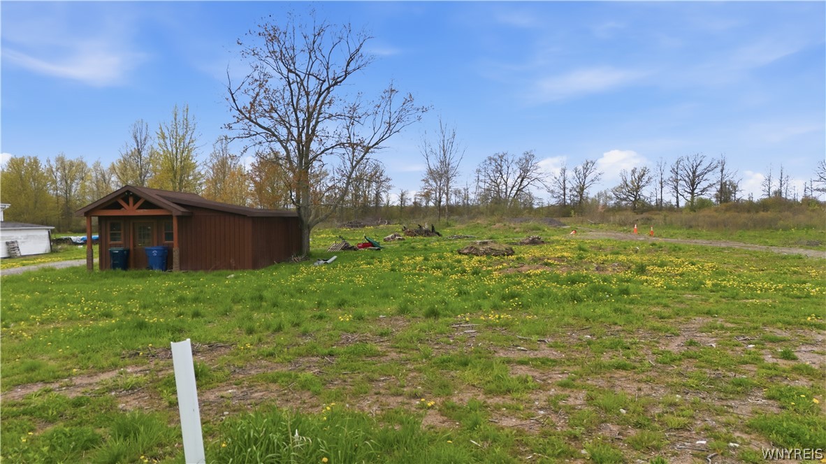 5226 Baer Road Sanborn, NY 14132 - Photo 11 of 13