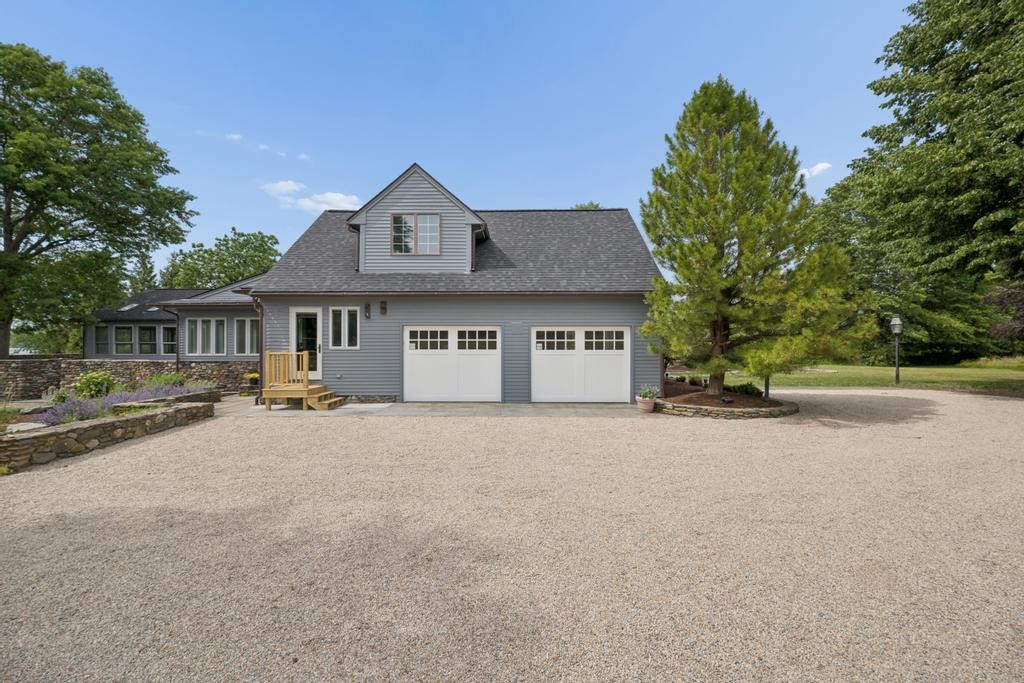 683 Puncatest Neck Road Tiverton, RI 02878 - Photo 12 of 50