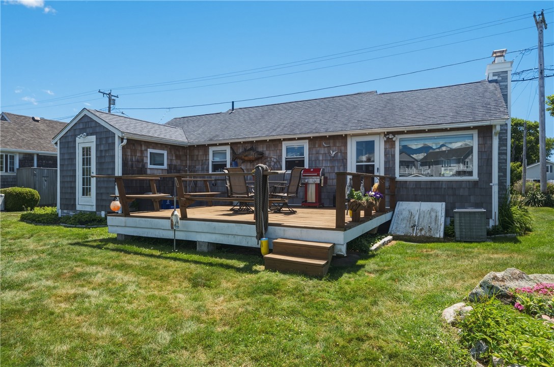 86 Conch Road Narragansett, RI 02882 - Photo 7 of 50