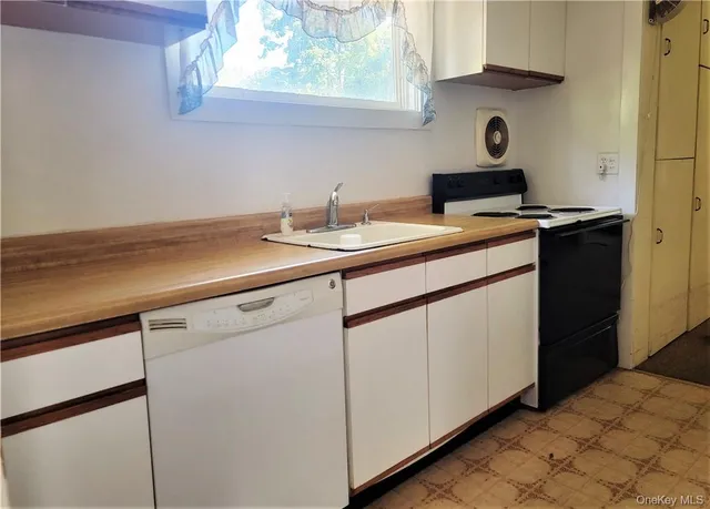 $324,925 | 6 Laguna Road, Carmel, NY 10512