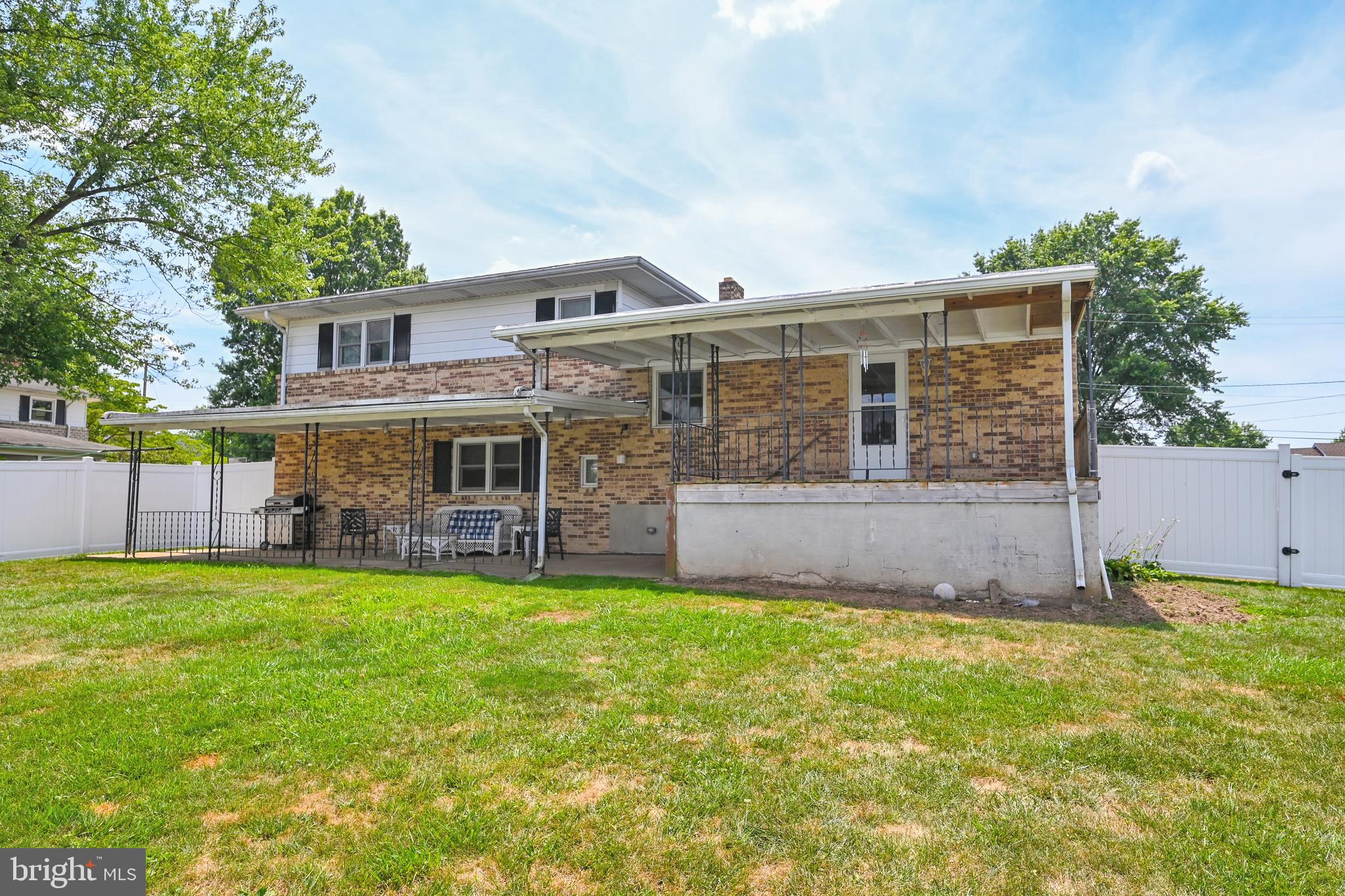 1761 Sapphire Road York, PA 17408 - Photo 38 of 45 Gallery Image 38