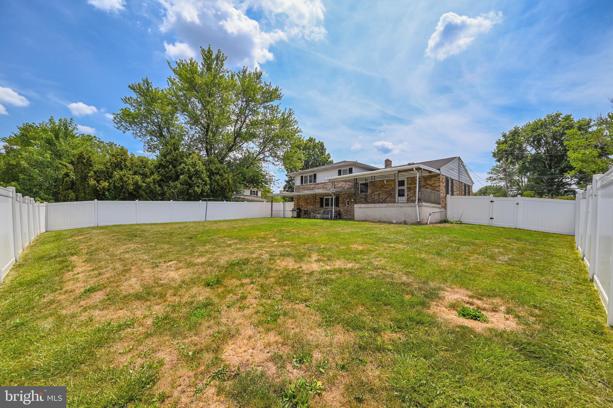 1761 Sapphire Road York, PA 17408 - Photo 39 of 45 Gallery Image 39
