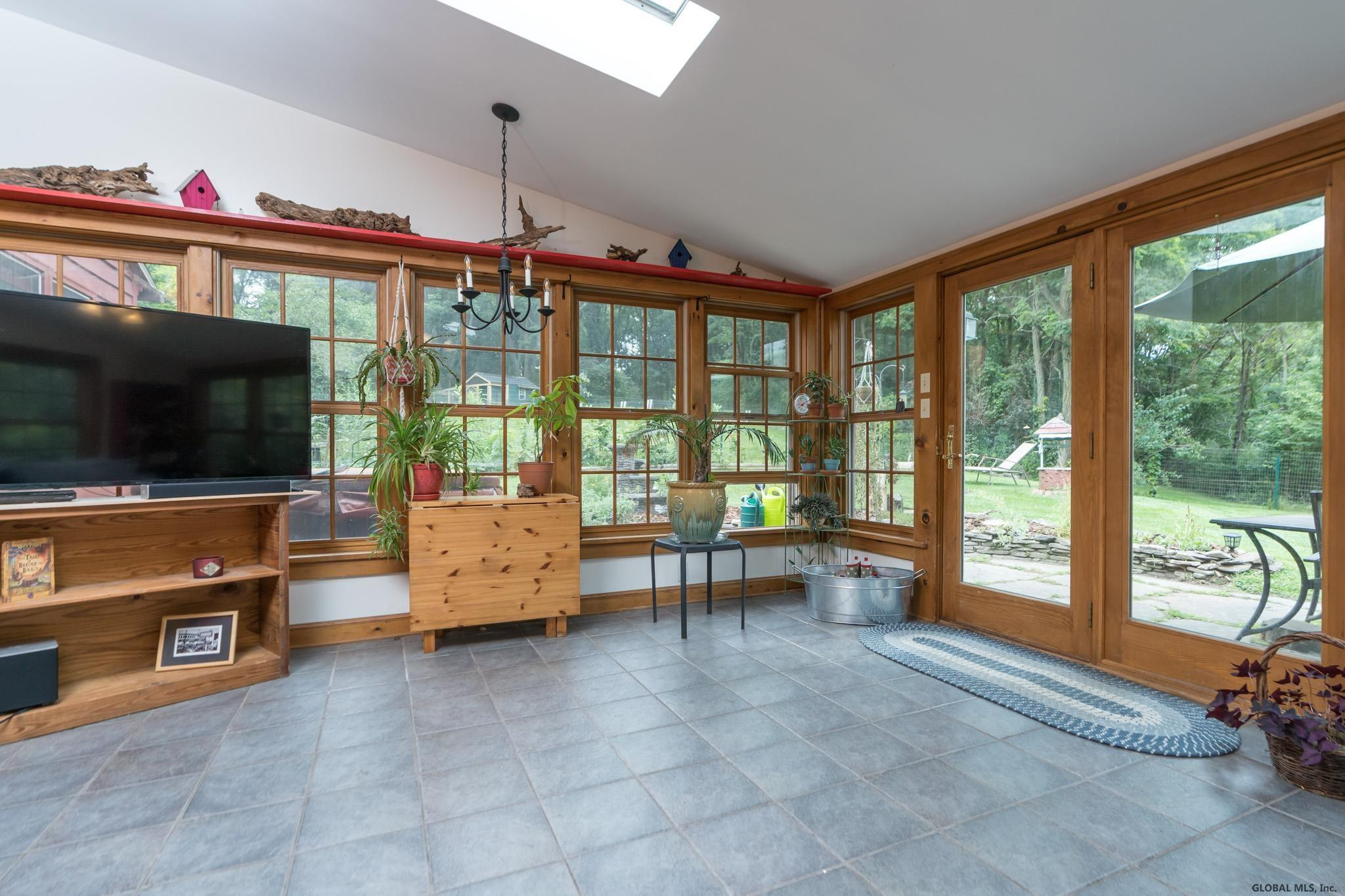 257 Mcclellan Road Schodack, NY 12123 - Photo 24 of 85 Photo 24