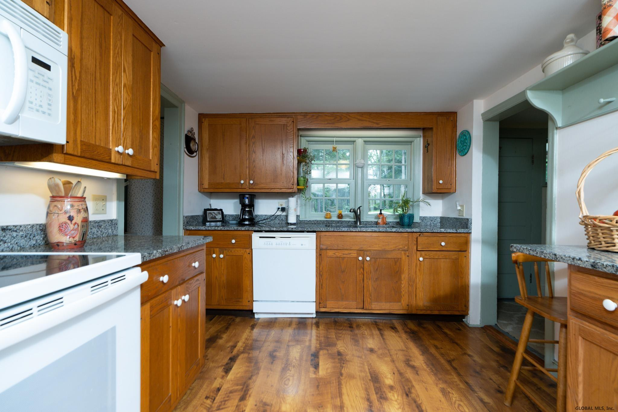 257 Mcclellan Road Schodack, NY 12123 - Photo 6 of 85 Photo 6