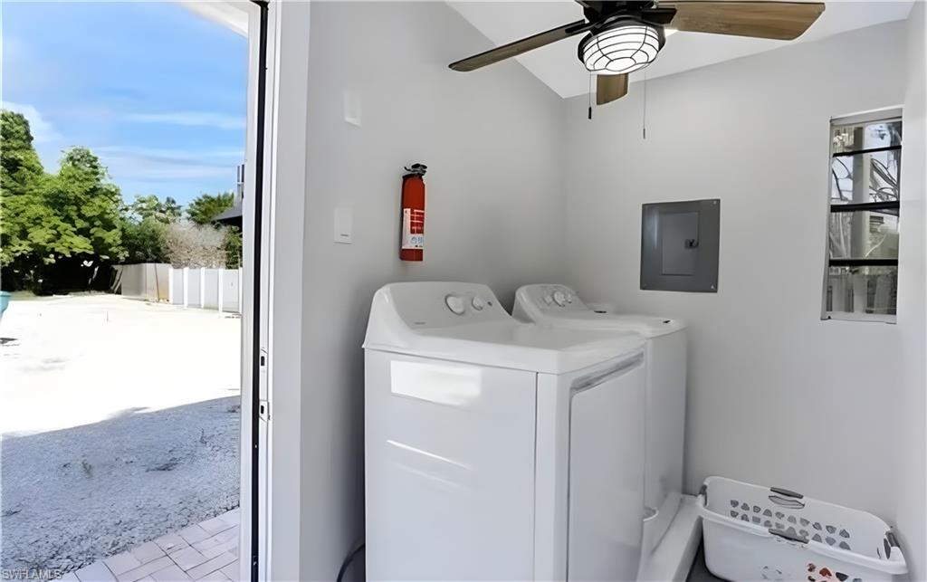 726 Park Avenue Naples, FL 34110 - Photo 22 of 32 a utility room with dryer and washer